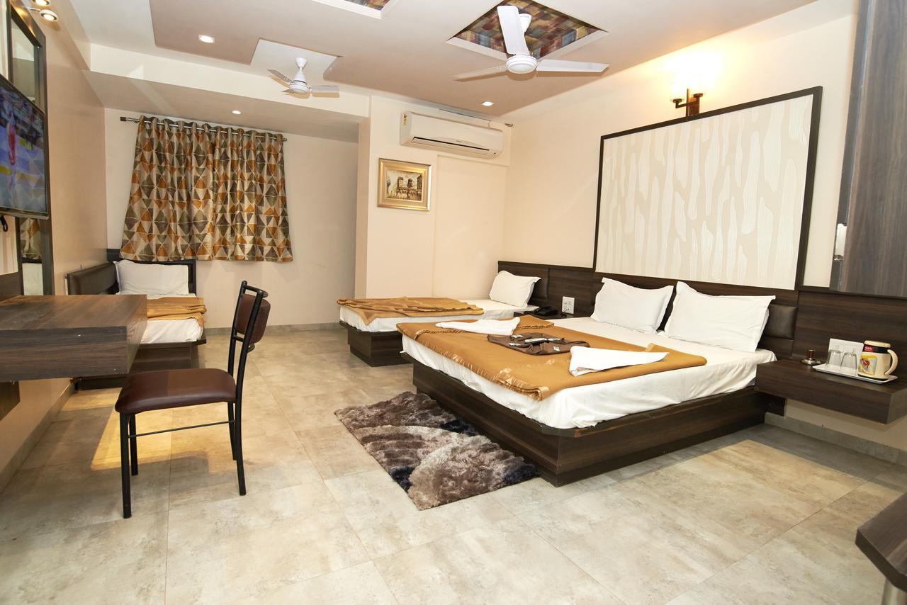 Hotel Sai Suraj Park Shirdi Dış mekan fotoğraf