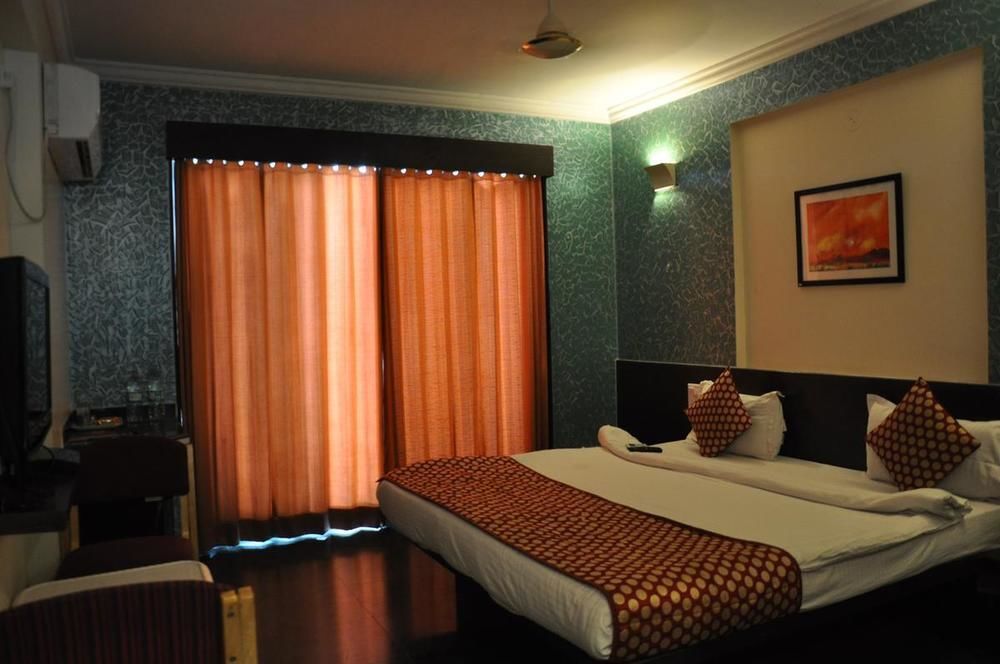 Hotel Sai Suraj Park Shirdi Dış mekan fotoğraf