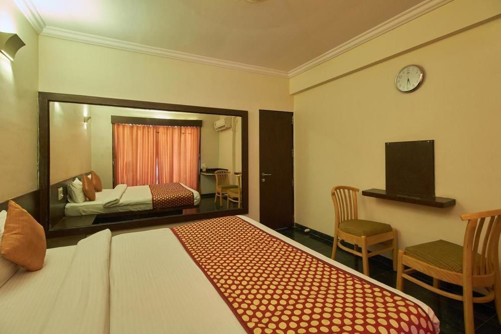 Hotel Sai Suraj Park Shirdi Dış mekan fotoğraf