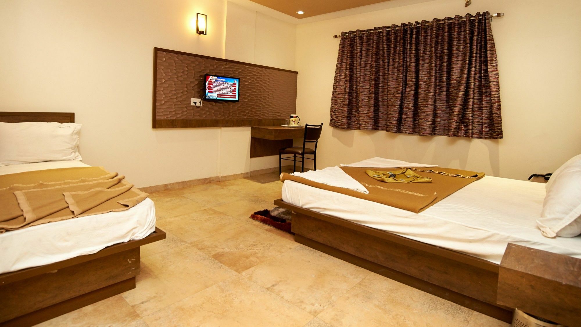 Hotel Sai Suraj Park Shirdi Dış mekan fotoğraf