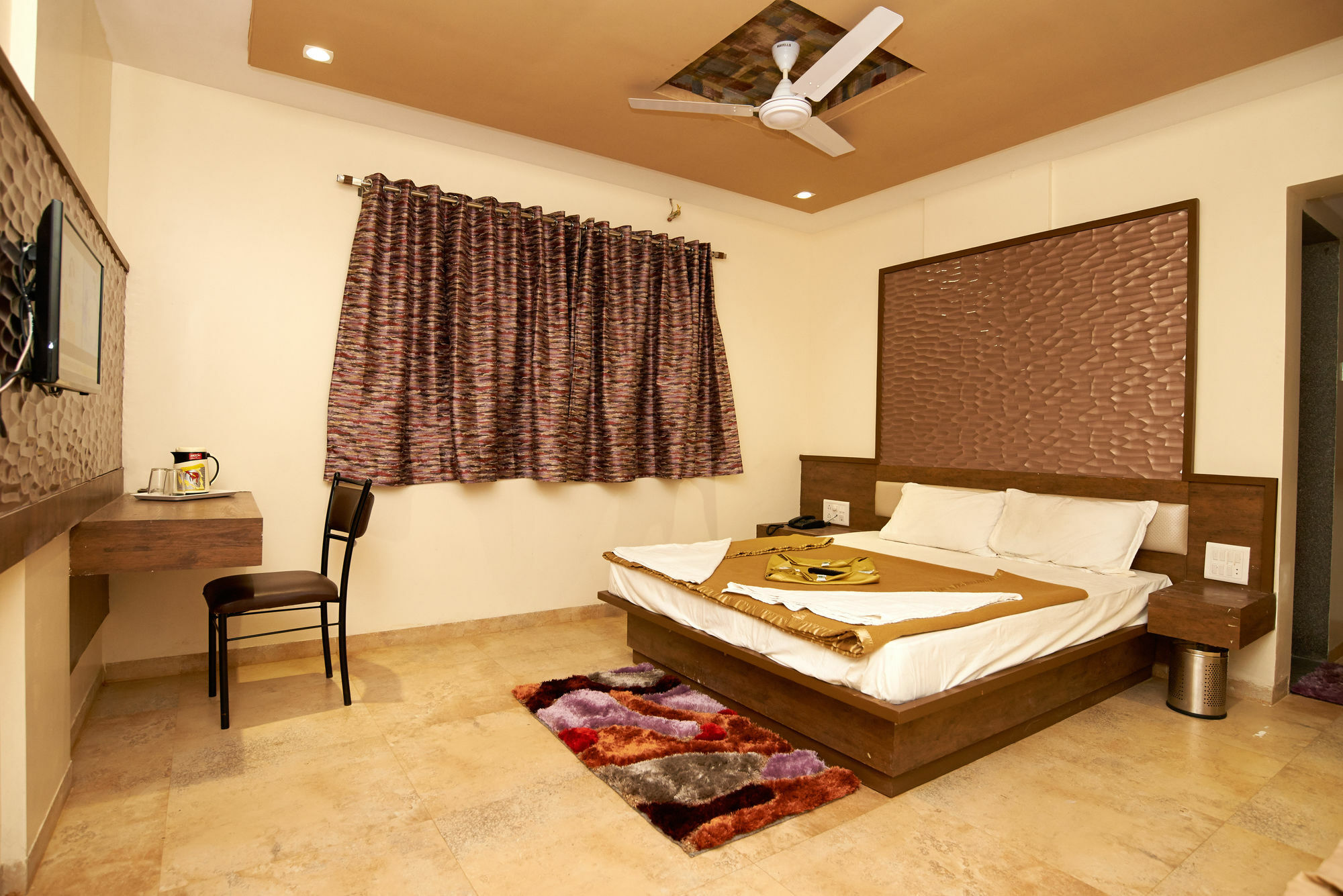Hotel Sai Suraj Park Shirdi Dış mekan fotoğraf